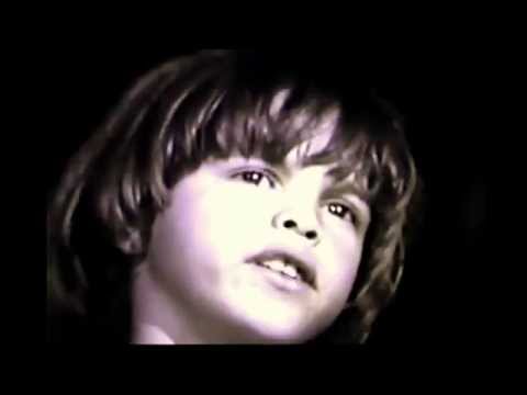 Um canto de afoxé para o bloco do Ilê  - Caetano e Moreno Veloso (1982)