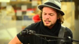 Shaun Kirk performs Two Hands On The Wheel at The 13th Floor