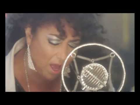 Amanda Miguel Vs. Katy Perry - Vaya Pedazo de Rey [The One That Got Away Remix]