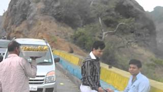 preview picture of video 'Pune expresss highway. Lonavala to Mumbai'