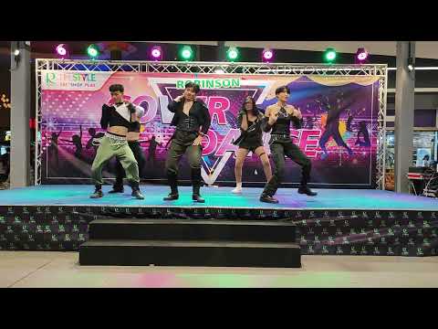 170522 ครู? cover LE SSERAFIM - Antifragile @Robinson Sakon Nakhon Cover Dance 2022 ครั้งที่ 4