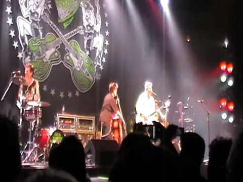 Brian Setzer 's Rockabilly Riot! - Rock This Town ( Live in Helsinki)