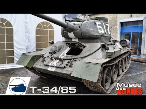 T-34/85 - Walkaround - Saumur Tank Museum.