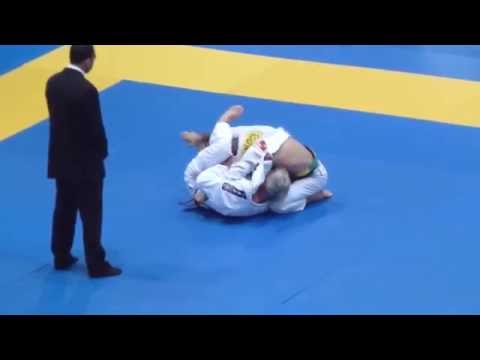 Wellington 'Megaton' Dias vs Sadi Acikalin - FINAL - IBJJF European Open 2016 - Black Master 5