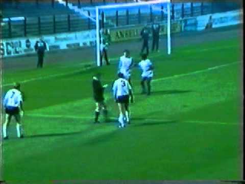 Port Vale 2-0 Huddersfield, 3 October 1988