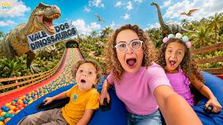 BELLA E LUCCA EM APUROS NO VALE DOS DINOSSAUROS! 🦖| FOZ DO IGUAÇU - FAMÍLIA BELLA E LUCCA SHOW