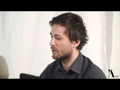 Life Couch - Les Elephant Bizarres