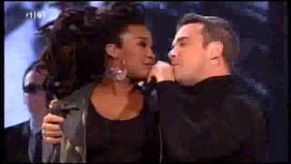 Robbie Williams - Let Me Entertain you the voice of holland