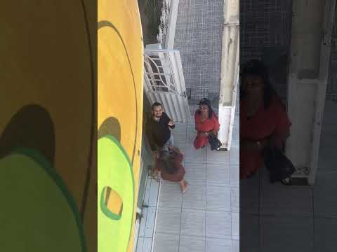 DORA E LUZIA SENDO FILMADAS SEM ELAS VEREM / OBRA MISSIONÁRIA EM MACURURE - BA