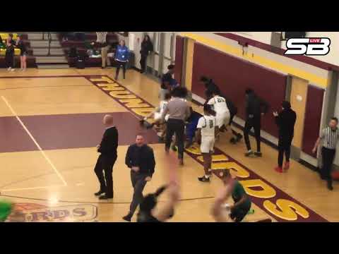 Kentwood's Cameron Williams hits game-winning 3 to beat Federal Way in district quarterfinals