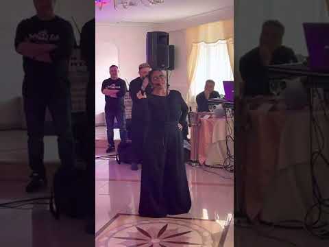 CINZIA OSCAR PARLA DI MARCO CALONE A VILLA MAURIELLO -  EMANUELE PARISI EVENTI