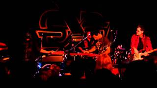 Spock's Beard - Jaws of Heaven [Part 2] (live at Das Rind Rüsselsheim)