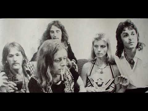 Video thumbnail for Hi, Hi, HI (Live / 1972)
