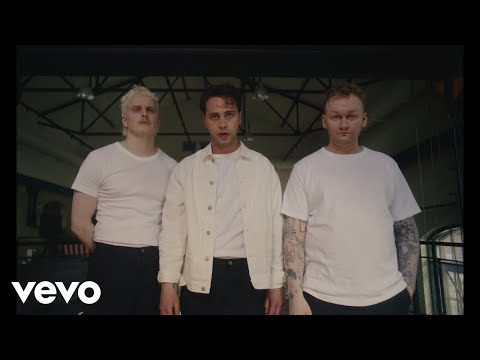 KUUMAA - Valoa varten