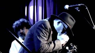 Siniestro Total - Cerrado por cansancio