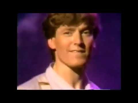 Steve Winwood - Roll With It Tour (Live Royal Albert Hall 1988)