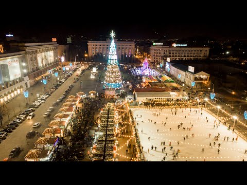 Фото Здесь вы увидите шикарное видео Новогоднего Харькова. Монтаж и съёмки осуществлялись мной, на работу ушло пару дней.