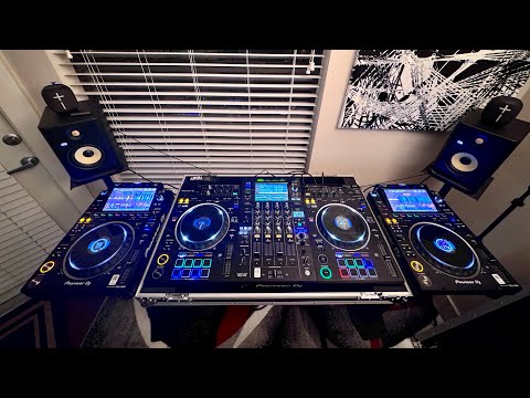 2 Pioneer CDJ3000s Hooked Up to XDJ-XZ Update