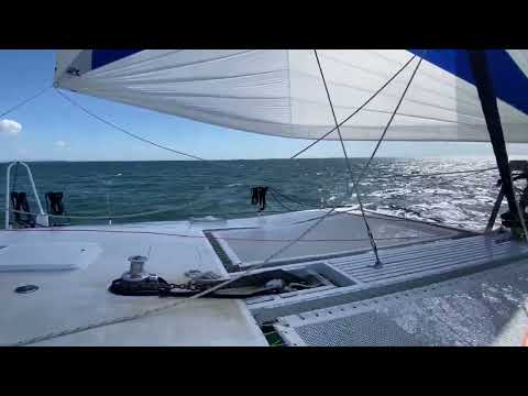 Mumby 48 at 18 knots