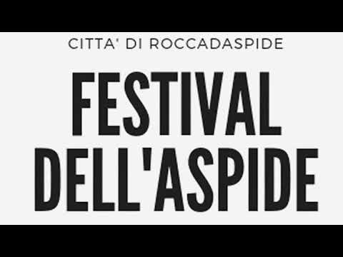2019 - ROCCADASPIDE (SA), Passeggiando al Festival dell'Aspide