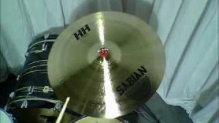 Video thumbnail for Sabian HH Rock Ride 20" Traditional - BATERACLUBE.com.br by Batera Clube Drum Shop