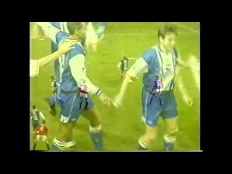 MANCHESTER UNITED 2-2 WEDNESDAY, LEAGUE, 9/12/1995