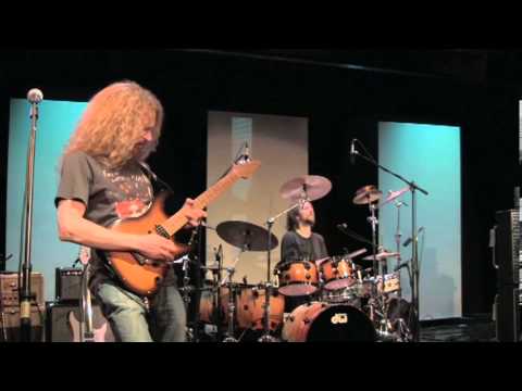 The Aristocrats - Bad Asteroid - 