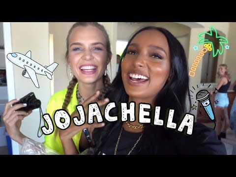 download lagu mp3 mp4 Coachella Victoria Secret, download lagu Coachella Victoria Secret gratis, unduh video klip Coachella Victoria Secret