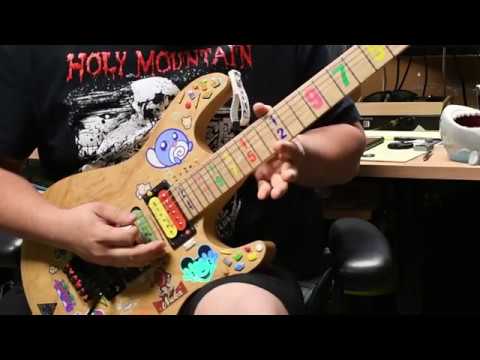 Shred Gainz #1 - My Favorite Em Pentatonic Lick