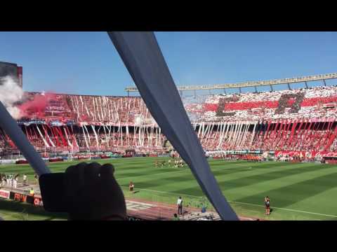 "Recibimiento - River Plate vs. Boca Juniors 11/12/2016" Barra: Los Borrachos del Tablón • Club: River Plate