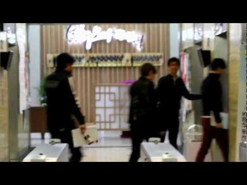 120305 MinWook - KBS Lobby