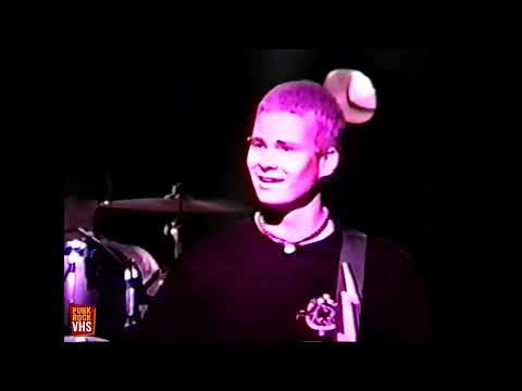 blink-182 Live - 1996-03-18 @ Wreck Room, Atlanta, Georgia, Canada