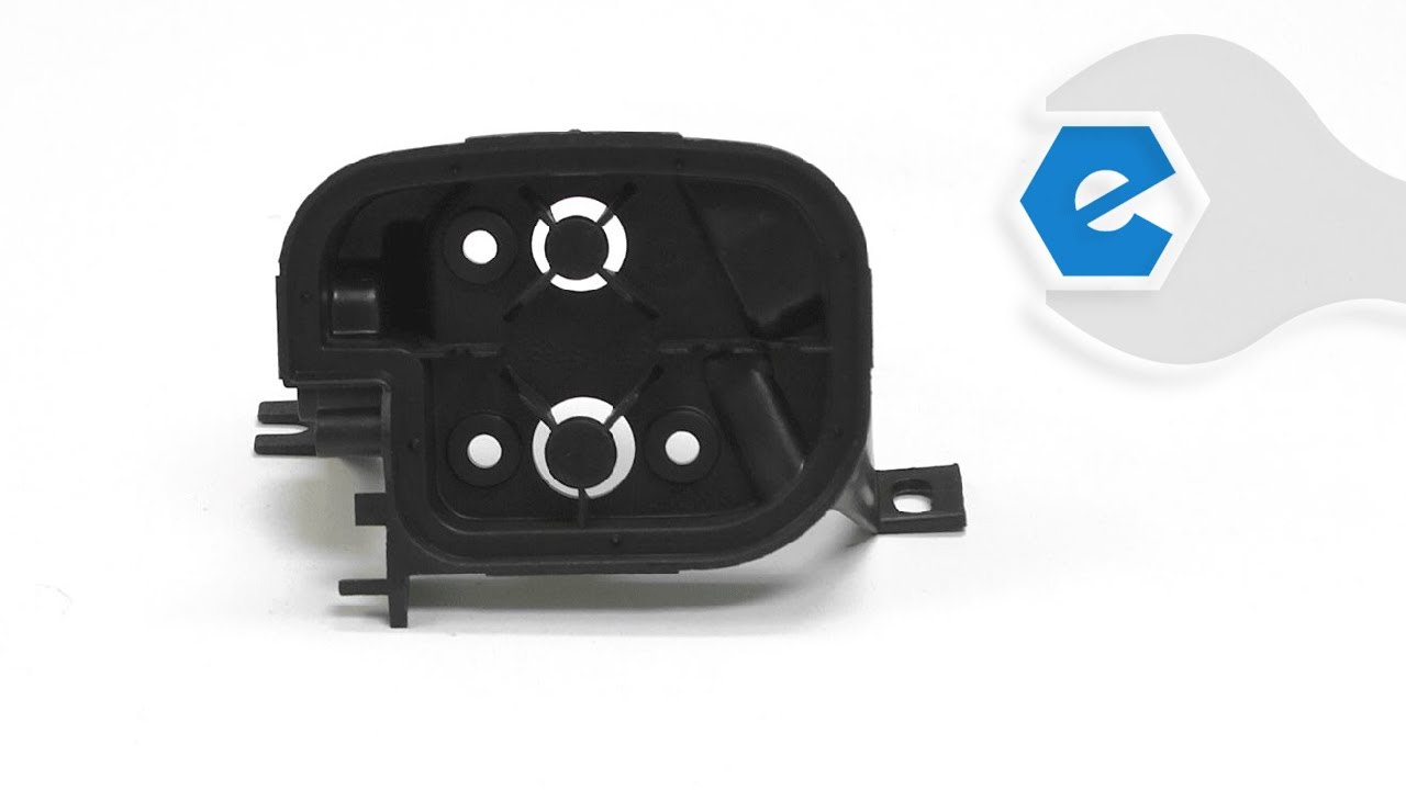 Replacing your Poulan Chainsaw Filter Housing