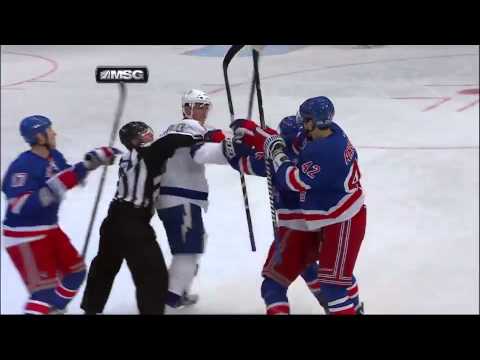 New York Ranger's Artem Anisimov Scraps With Tampa Bay Lightning