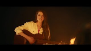 Catherine McGrath - Lost In The Middle (Official Video)