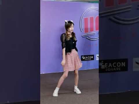 220417 (Gigy Fancam) Itadakimasu Cover Jpop - Moon Pride @ Iconic Idol Fest 4 - Seacon Srinakarin