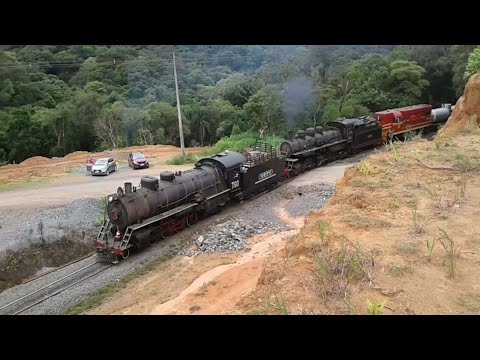 Trem Turístico Da ABPF-Sul Subindo A Serra De Rio Natal-SC (Visto De Cima)