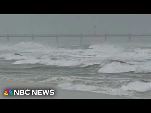 Hurricane Isaias pounding Gulf Coast