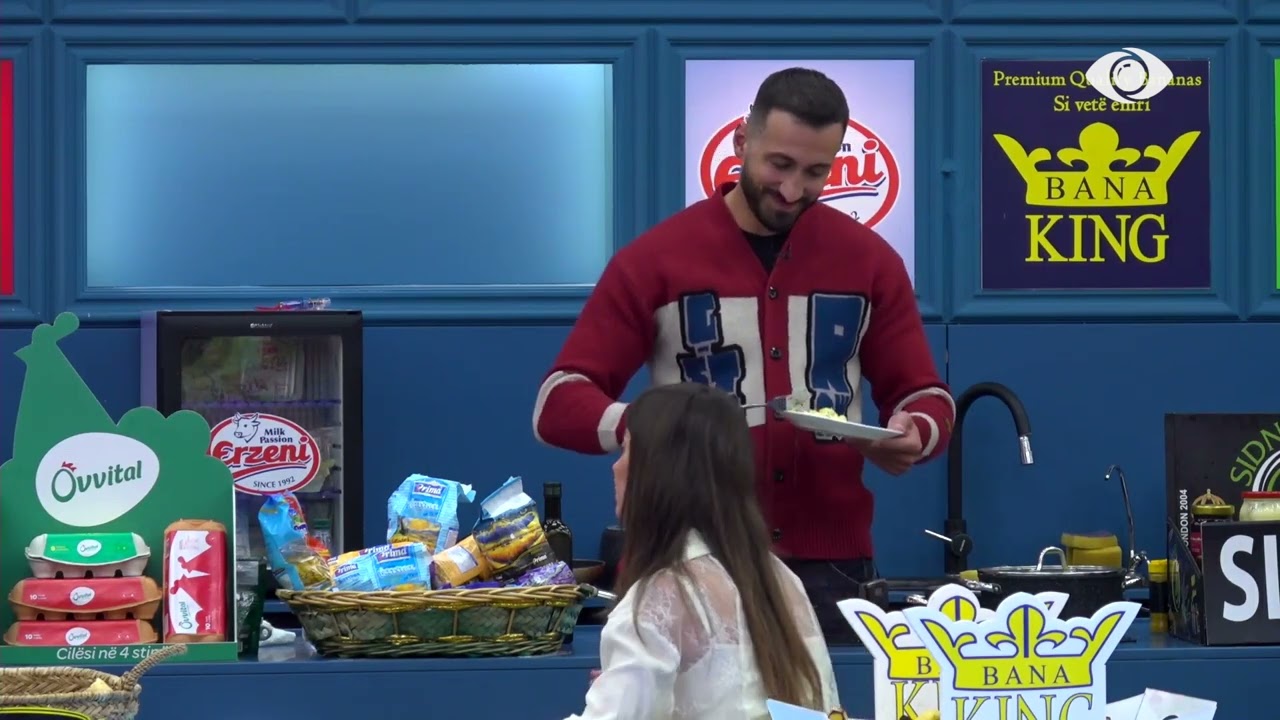 Ndihem i paplotësuar ndaj teje/ Jozi bisedon me Loredanën, banorja: Pse u ktheve…