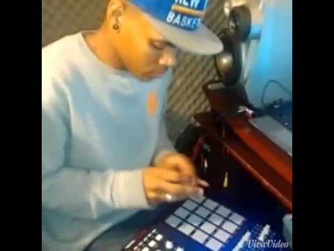 Com DJ frog e MC Caio