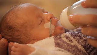 Für Frühgeborene ist Muttermilch entscheidend - Prof. Dr. med. Matthias Keller erklärt warum
