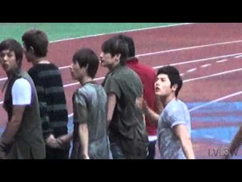 [Fancam] 100828  ZE:A Siwan  @ Let's Start Sharing Concert