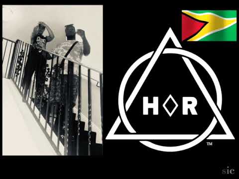 SmokeyL8 X P.i The Plug - Balamory / High Rollas