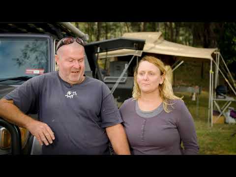 #4x4MegaLifestyle - S01E05 Malcom and Leanne - 79 Series Dual Cab