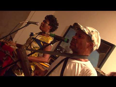 Konono No 1 Live in Bogota !! video lucas Silva - Hollywoodoo Films