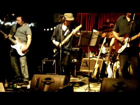 "My Back Pages" -- Doug Davis & The Solid Citizens