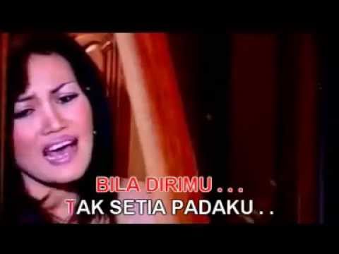 Titin Jayanti "Numpang Mandi"