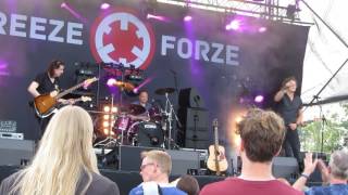 DE KAST : &#39; DAT KOMT LATER &#39;