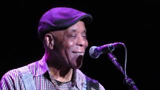 Buddy Guy - Feels Like Rain - NSFW LIVE 6th Row Denver, CO 2APR19