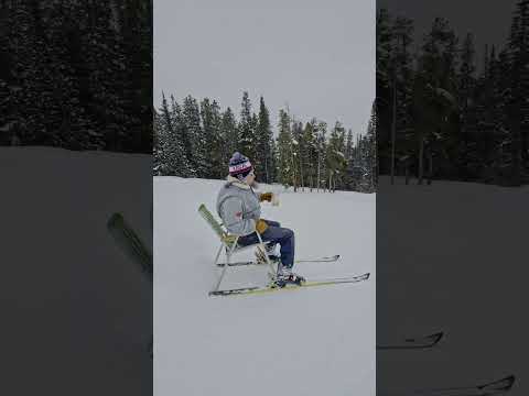 Mission: sit. sip. send. 🌭👑 #ski #hotdoghans